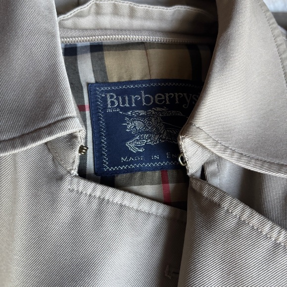 Vintage Burberrys’ London Trench Coat - Made in England - Fits US 4/6 - Picture 4 of 10